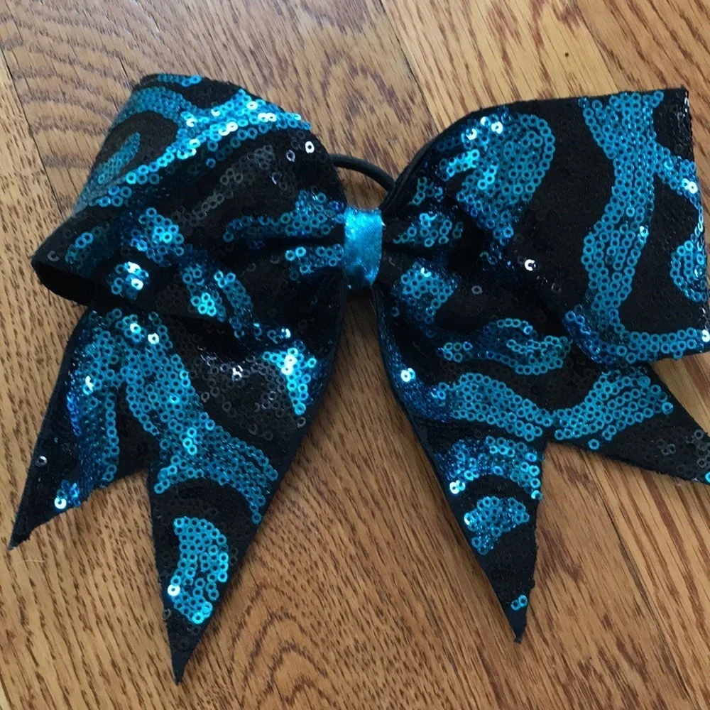 Like new cheer bows, 3